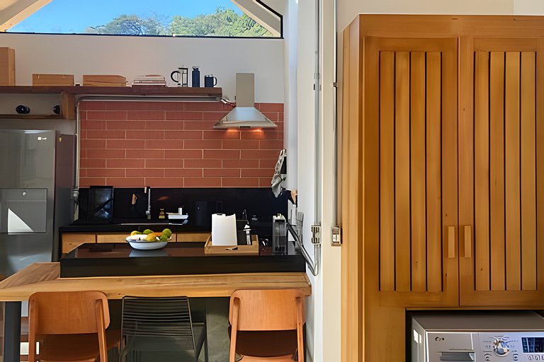 Cabana sobre o cafezal com ofurô e Starlink