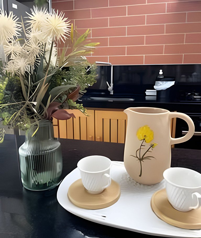 Cabana sobre o cafezal com ofurô e Starlink